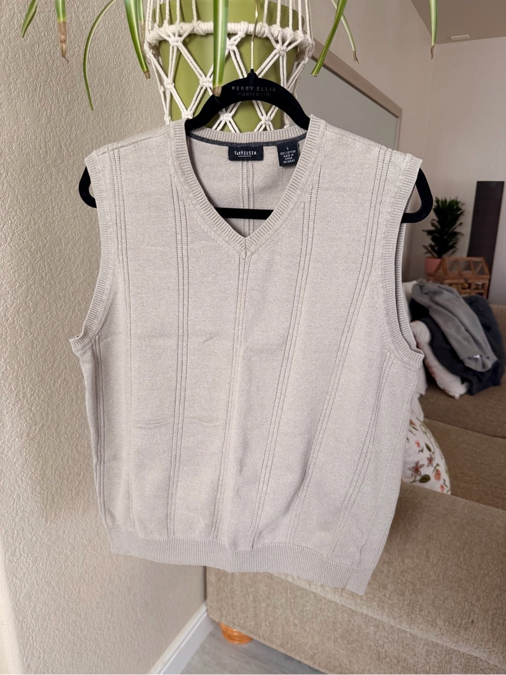 Van Heusen Men's V-Neck Sweater Vest in Cream